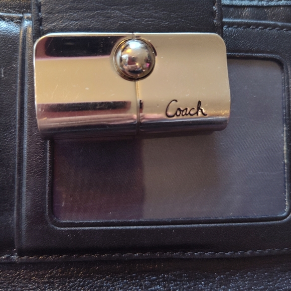 Coach Monogram Canvas Leather Black Wallet Vintage Silver Snap Closure GUC - Picture 4 of 11